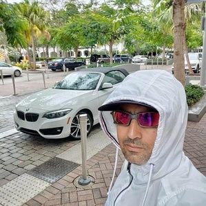 Meet your Posher, Roberts